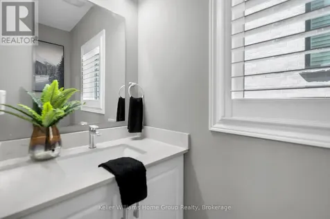 121 Lovett Lane Guelph (kortright West) ON N1G 0H1