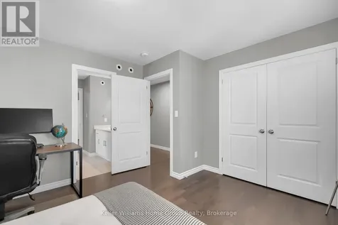 121 Lovett Lane Guelph (kortright West) ON N1G 0H1