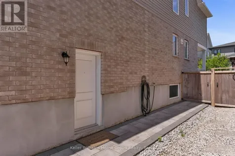 121 Lovett Lane Guelph (kortright West) ON N1G 0H1