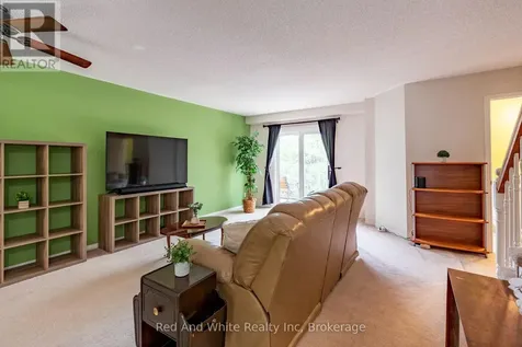 230 Blackhorne Drive Kitchener ON N2E 1Z4