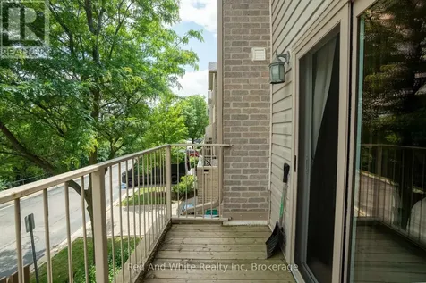 230 Blackhorne Drive Kitchener ON N2E 1Z4