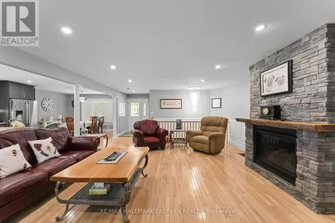 139 Lakeland Avenue Trent Lakes ON K0L 1J0