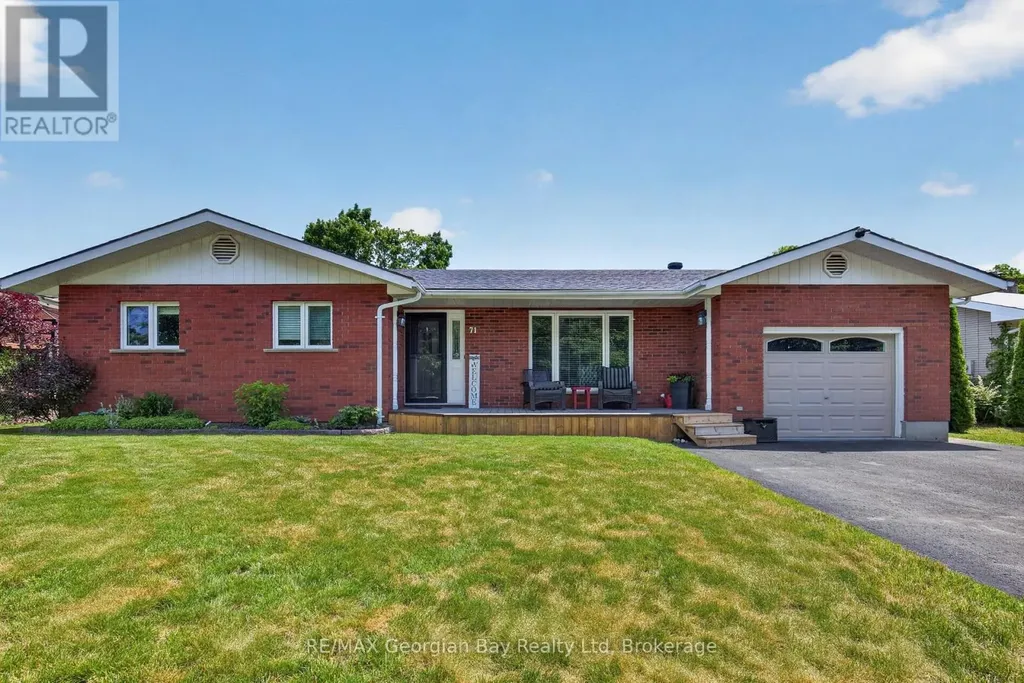 71 Lorne Avenue Penetanguishene ON L9M 1H8