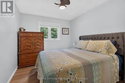 71 Lorne Avenue Penetanguishene ON L9M 1H8
