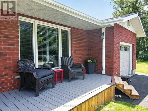 71 Lorne Avenue Penetanguishene ON L9M 1H8