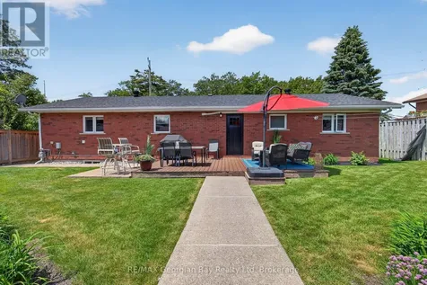 71 Lorne Avenue Penetanguishene ON L9M 1H8