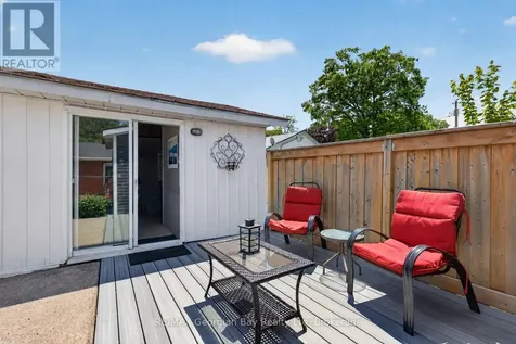 71 Lorne Avenue Penetanguishene ON L9M 1H8
