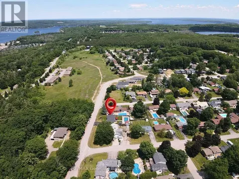 71 Lorne Avenue Penetanguishene ON L9M 1H8