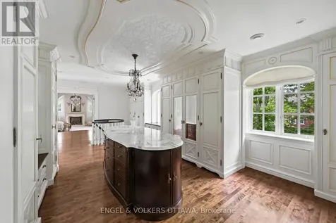 218 Coltrin Road Ottawa ON K1M 0A6
