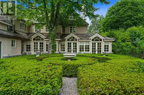 218 Coltrin Road Ottawa ON K1M 0A6