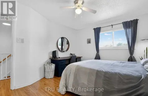 1253 Emperor Avenue Ottawa ON K1Z 8C4