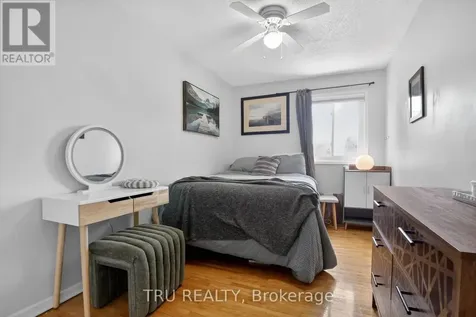 1253 Emperor Avenue Ottawa ON K1Z 8C4