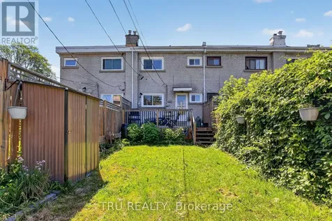 1253 Emperor Avenue Ottawa ON K1Z 8C4