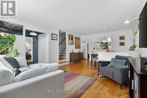 1253 Emperor Avenue Ottawa ON K1Z 8C4