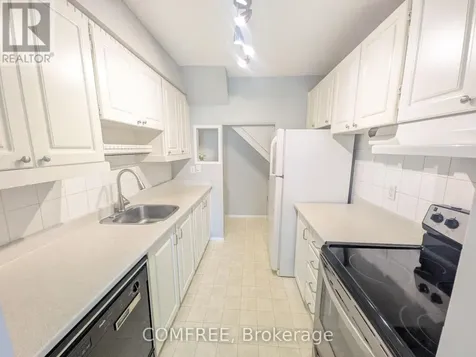 8B Forester Crescent Ottawa ON K2H 8X9