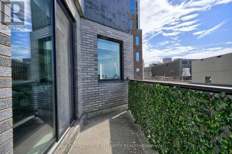 18 Nepean Street Ottawa ON K2P 2L2