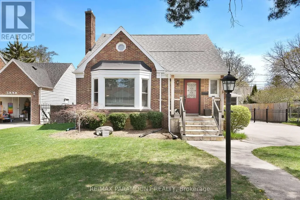 3104 Longfellow Avenue Windsor ON N9E 2L5