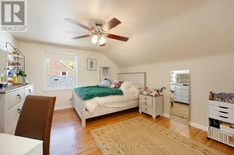 3104 Longfellow Avenue Windsor ON N9E 2L5