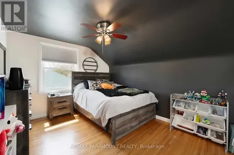 3104 Longfellow Avenue Windsor ON N9E 2L5