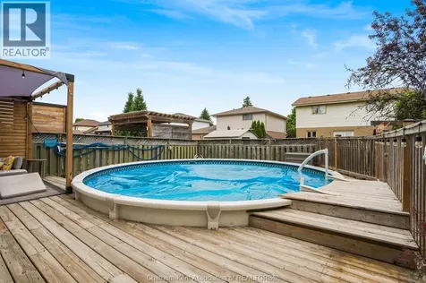 115 Hedge Maple Path Chatham ON N7L 5E5