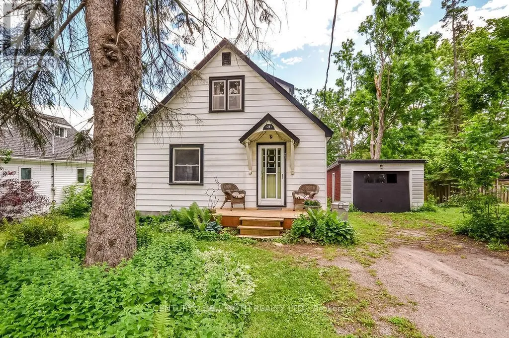 21 Benner Street Orillia ON L3V 2G6