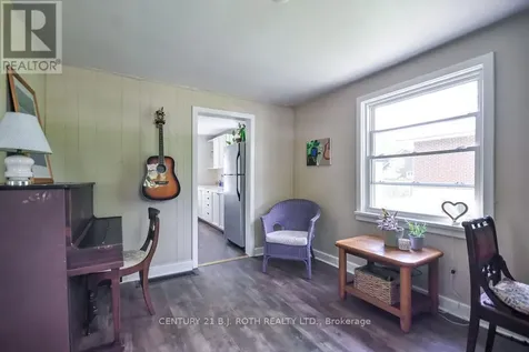 21 Benner Street Orillia ON L3V 2G6