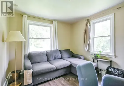 21 Benner Street Orillia ON L3V 2G6