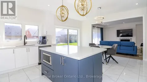 1649 Corsal Court Innisfil ON L9S 0P8