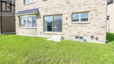 1649 Corsal Court Innisfil ON L9S 0P8