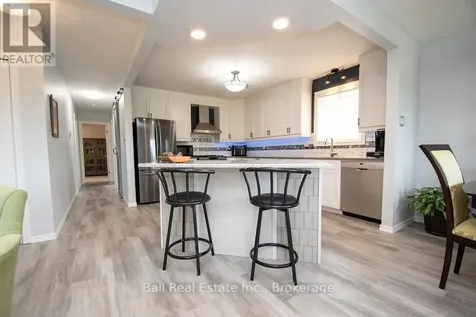 12 Lakefield Court Selwyn ON K0L 2H0