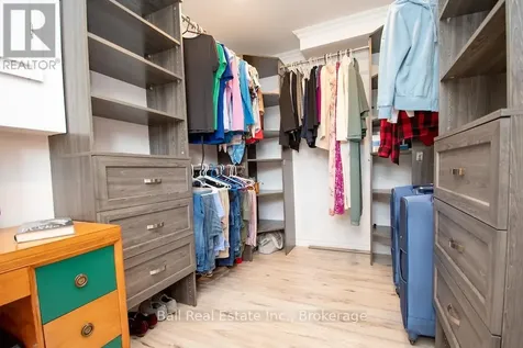 12 Lakefield Court Selwyn ON K0L 2H0