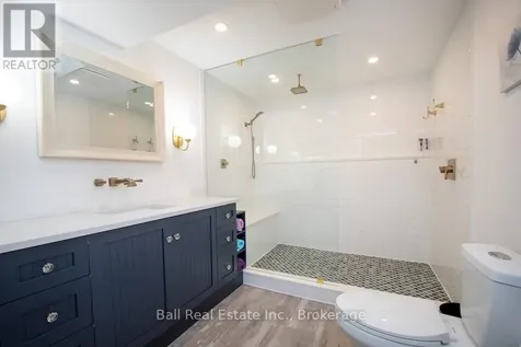 12 Lakefield Court Selwyn ON K0L 2H0