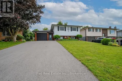 12 Lakefield Court Selwyn ON K0L 2H0