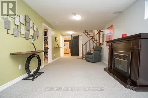 12 Lakefield Court Selwyn ON K0L 2H0