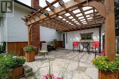 12 Lakefield Court Selwyn ON K0L 2H0