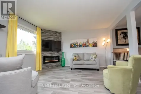 12 Lakefield Court Selwyn ON K0L 2H0