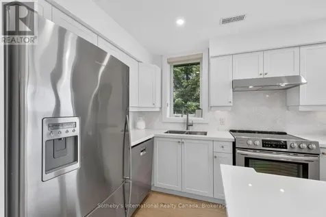 441 Mariners Way Collingwood ON L9Y 5C7