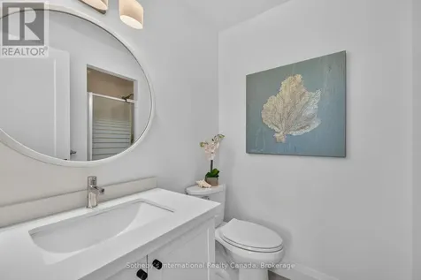 441 Mariners Way Collingwood ON L9Y 5C7