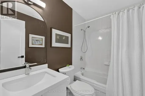 441 Mariners Way Collingwood ON L9Y 5C7