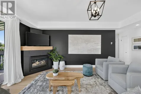 441 Mariners Way Collingwood ON L9Y 5C7