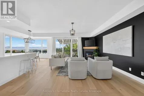 441 Mariners Way Collingwood ON L9Y 5C7