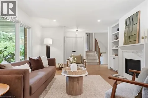 571 Leonard Court Burlington ON L7T 2P4