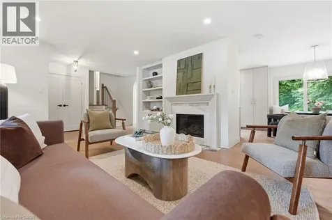 571 Leonard Court Burlington ON L7T 2P4