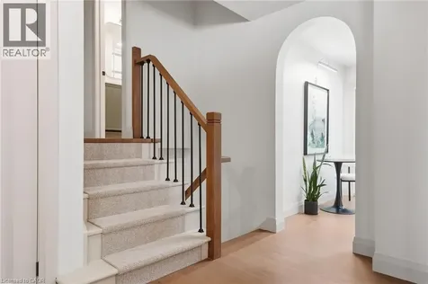 571 Leonard Court Burlington ON L7T 2P4