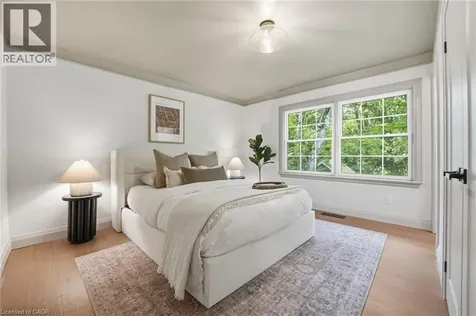 571 Leonard Court Burlington ON L7T 2P4
