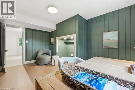 571 Leonard Court Burlington ON L7T 2P4