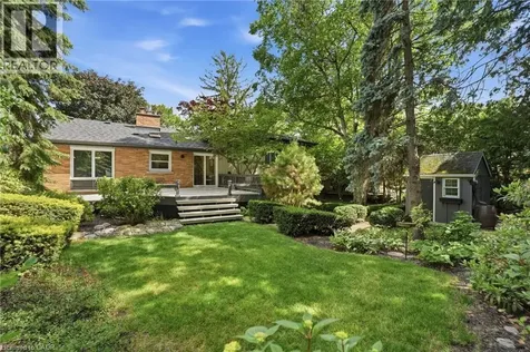 571 Leonard Court Burlington ON L7T 2P4