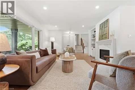 571 Leonard Court Burlington ON L7T 2P4