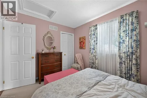 64 Caledonia Avenue Caledonia ON N3W 2M9