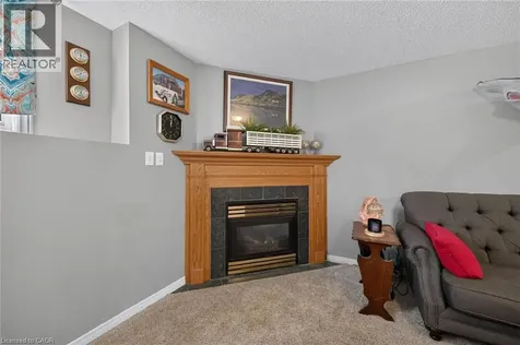 64 Caledonia Avenue Caledonia ON N3W 2M9